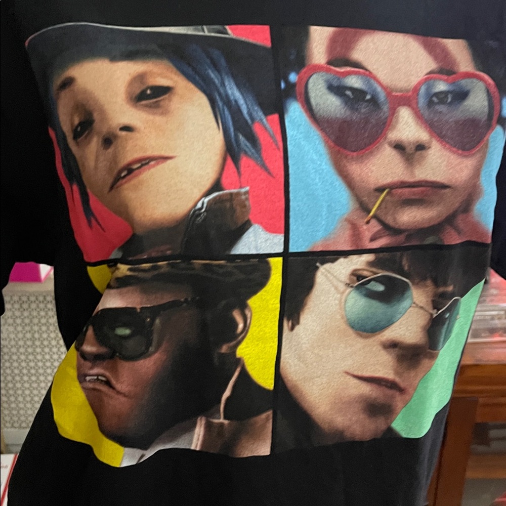Gorillaz Humanz Tour 2017 Shirt - Picture 2 of 6